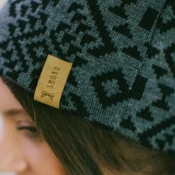 SHOKO Beanie Hat To Go Aztec