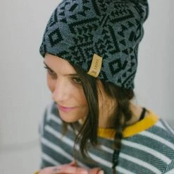 SHOKO Beanie Hat To Go Aztec