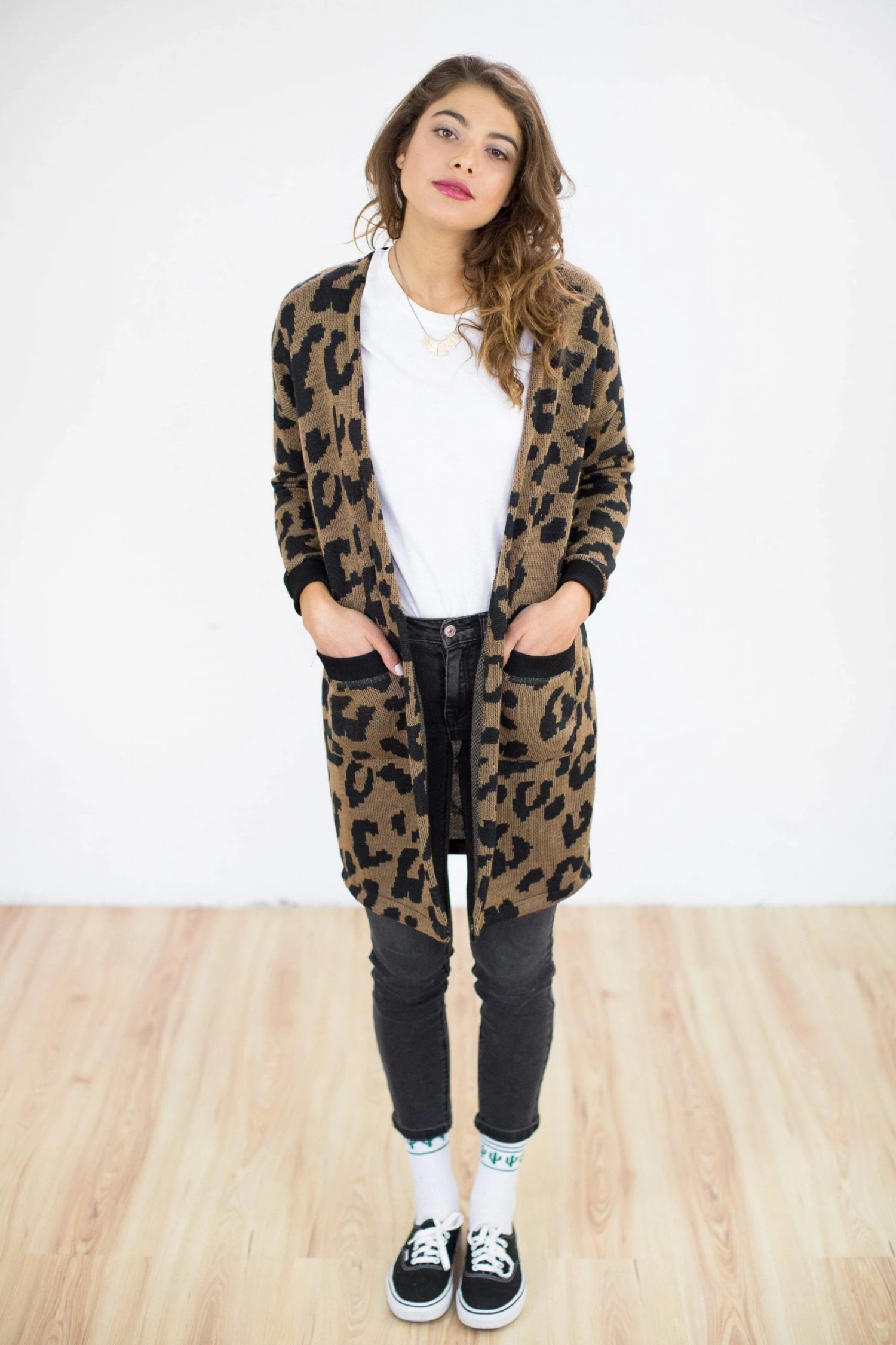 SHOKO Cardigan Leo Cardigans & Jackets 2 SHOKO Cardigan Leo Cardigans & Jackets