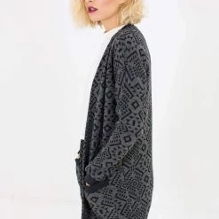 SHOKO Cardigan Mona In Black Aztec