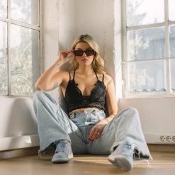 SHOKO Crop Top Cassandra Black Lace