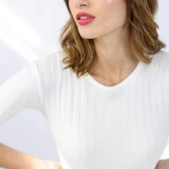 SHOKO Knitwear Crop Top Cecilia White.