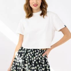 SHOKO Tops & T-Shirts Crop Top Dream In White.