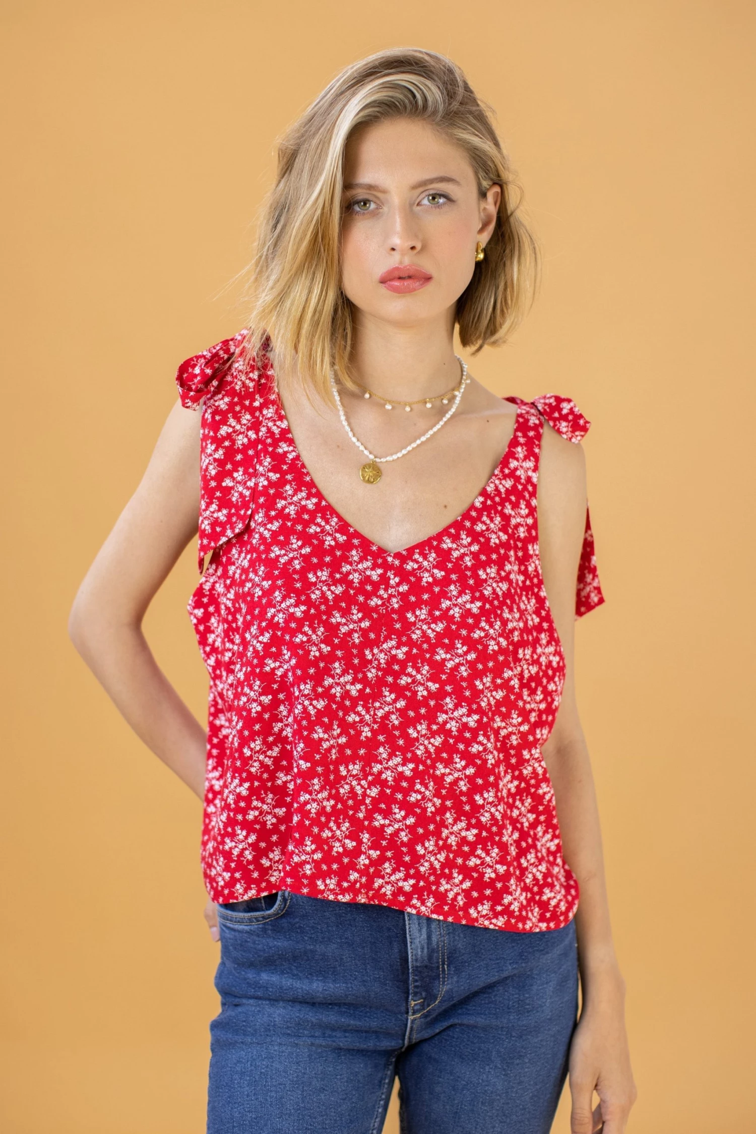 SHOKO Top Ines Red Floral New In 2 SHOKO Top Ines Red Floral New In