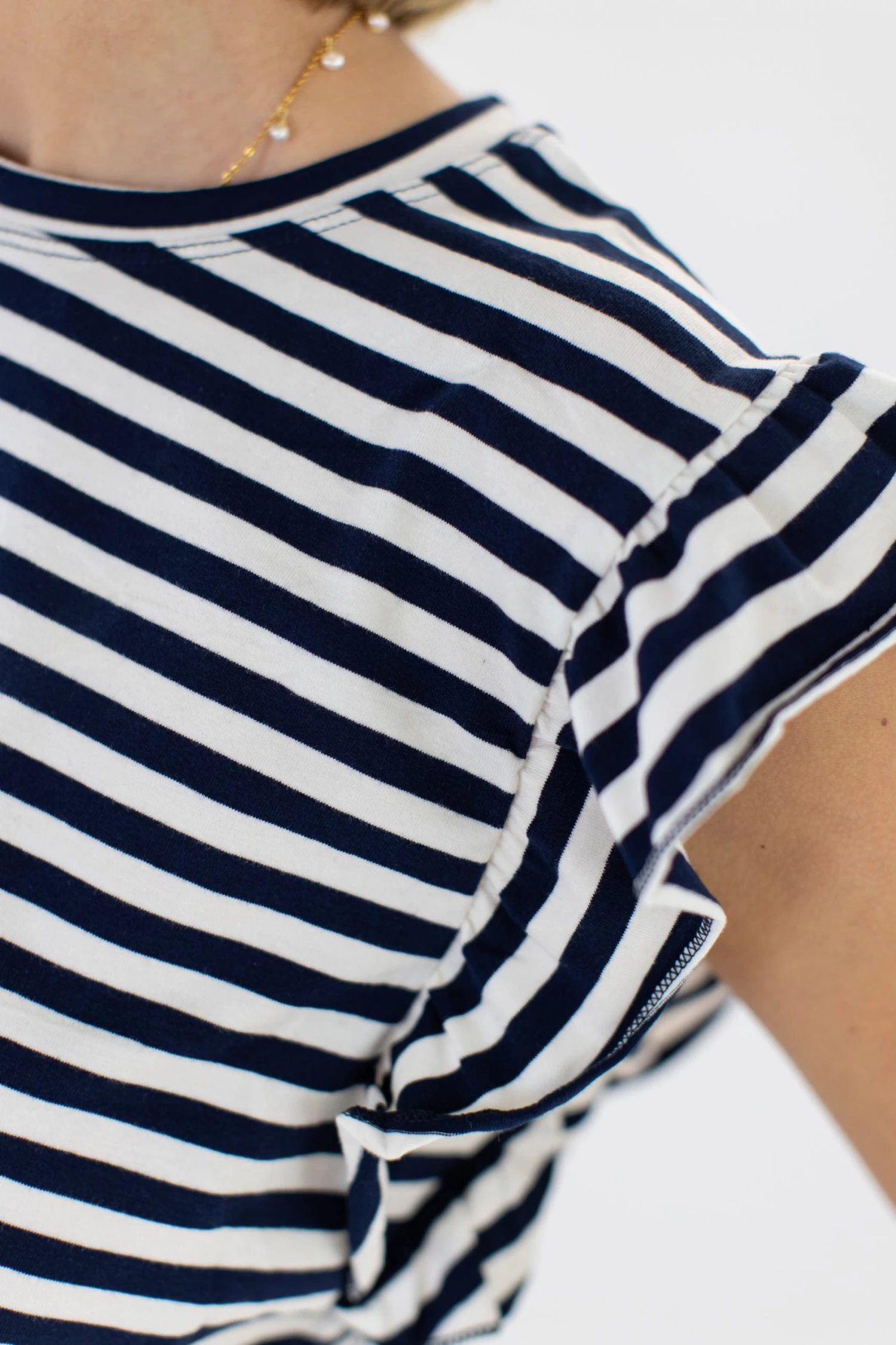 SHOKO Crop Top Nina Black & White Stripes Tops & T-Shirts 3 SHOKO Crop Top Nina Black & White Stripes Tops & T-Shirts