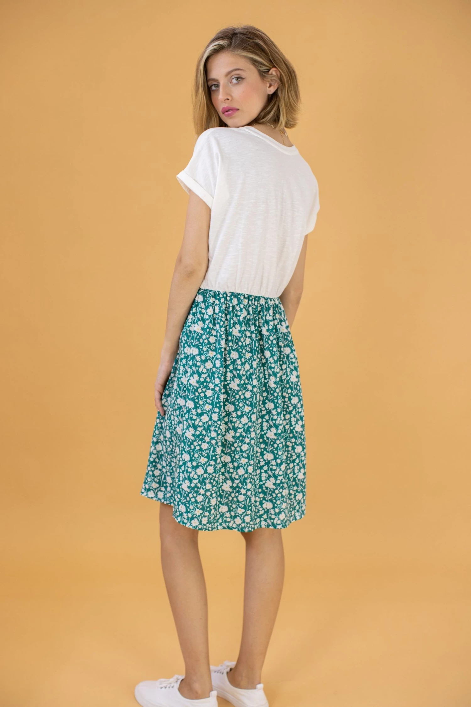 SHOKO Dress Annie Green Floral. New In 2 SHOKO Dress Annie Green Floral. New In