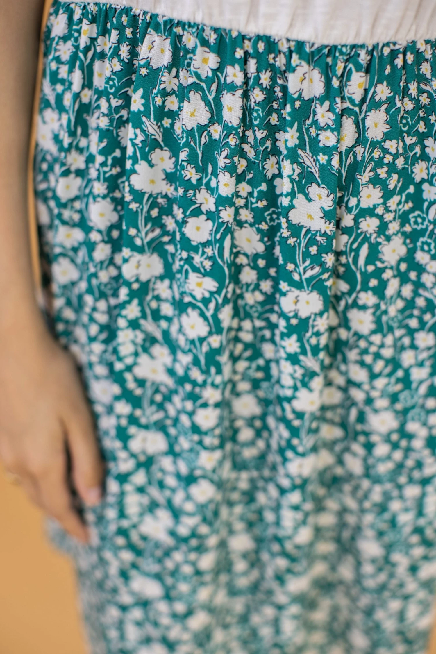 SHOKO Dress Annie Green Floral. New In 4 SHOKO Dress Annie Green Floral. New In