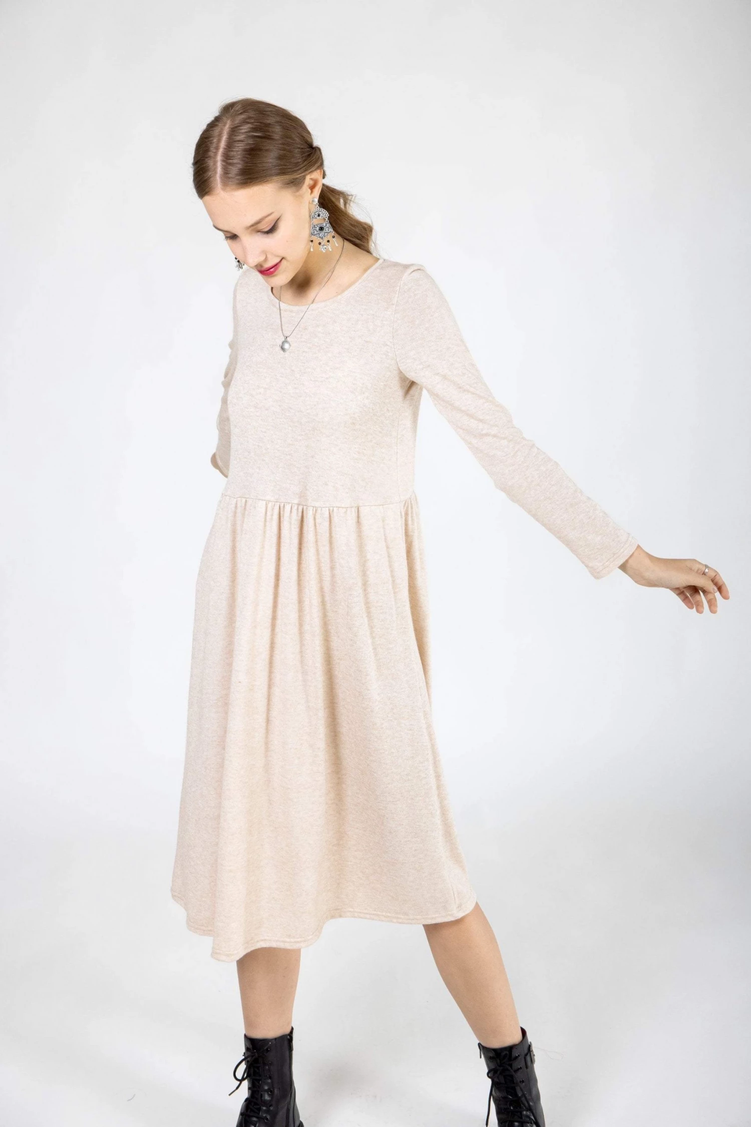 SHOKO Dresses Dress Effie Cream. 1 SHOKO Dresses Dress Effie Cream.