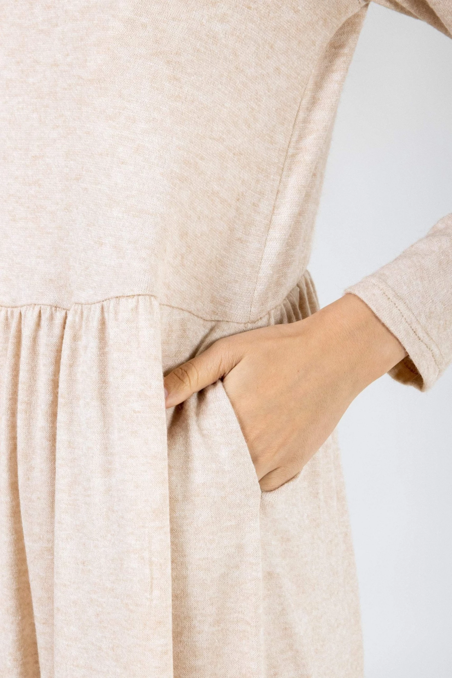 SHOKO Dresses Dress Effie Cream. 3 SHOKO Dresses Dress Effie Cream.