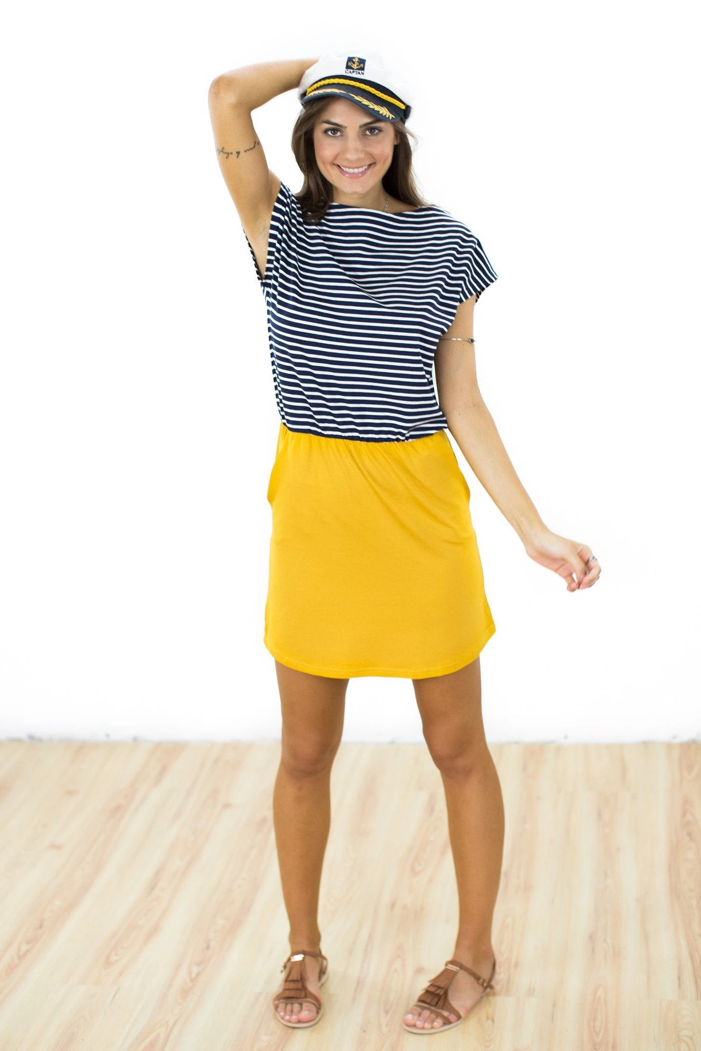 SHOKO Dresses Dress Golden State Navy Mustard. 2 SHOKO Dresses Dress Golden State Navy Mustard.