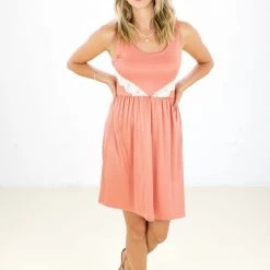 SHOKO Dress Maya Peach Lace. Dresses