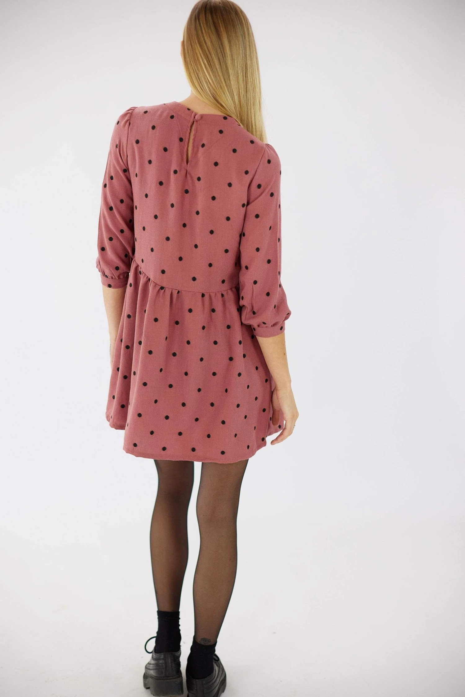 SHOKO Dress Naria Dusty Pink Polka Dots. 7 SHOKO Dress Naria Dusty Pink Polka Dots.