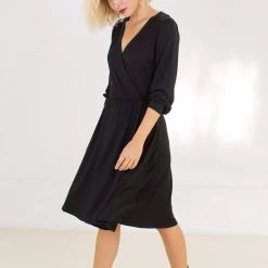 SHOKO Dress Wrappie In Black Dresses