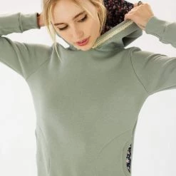 SHOKO Hoodie Annemarie Mint Floral Sweaters & Hoodies
