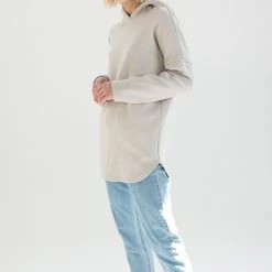 SHOKO Sweaters & Hoodies Hoodie Geneva Beige. 9 SHOKO Sweaters & Hoodies Hoodie Geneva Beige.