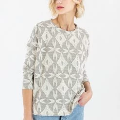 SHOKO Knit Sweater Noelle Snowflake Beige. Sweaters & Hoodies