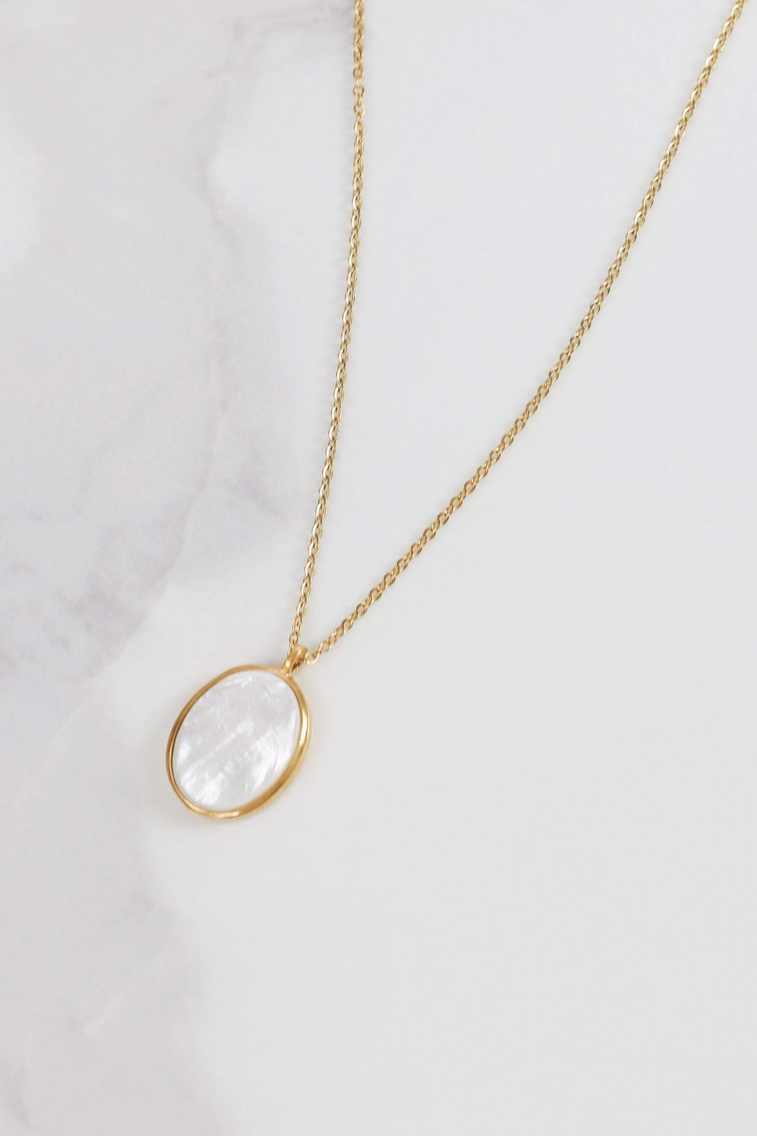 SHOKO Jewelry Necklace Midstone Gold Ivory 2 SHOKO Jewelry Necklace Midstone Gold Ivory