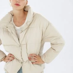 SHOKO Puffer Jacket Cream