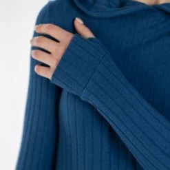 SHOKO Tops & T-Shirts Ribb Hoodie Aspen Petrol.