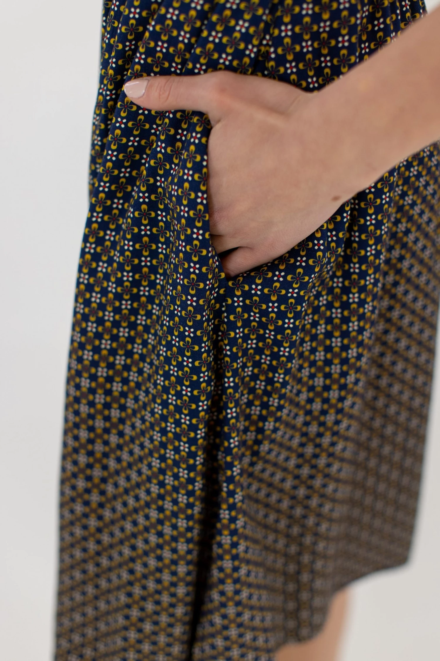 SHOKO Skirts & Bottoms Skirt Charlotte Dark Blue. 3 SHOKO Skirts & Bottoms Skirt Charlotte Dark Blue.