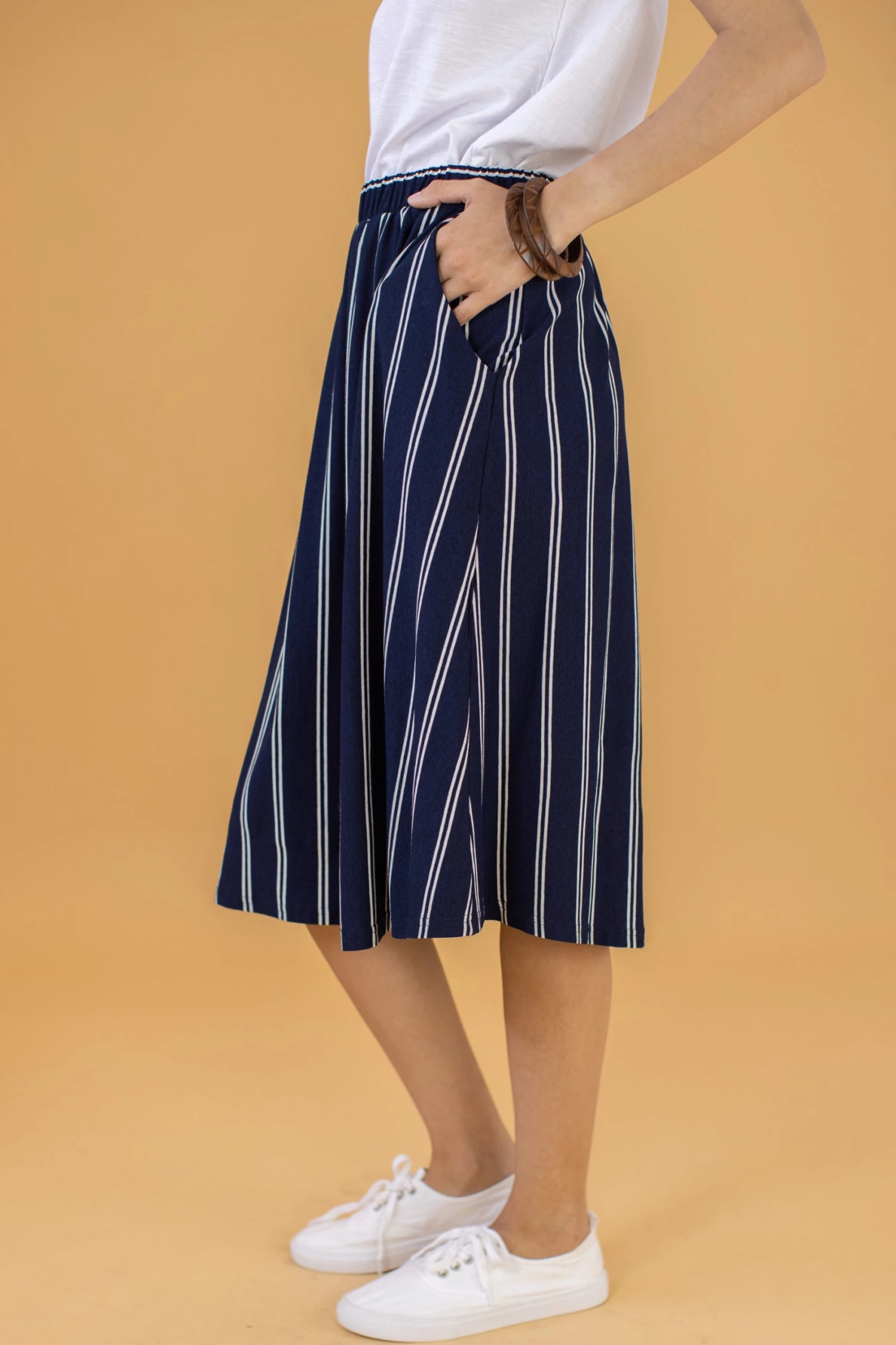 SHOKO New In Skirt Serena Stripes. 3 SHOKO New In Skirt Serena Stripes.