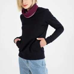 SHOKO Sweater Hide & Seek In Black Aztec. Sweaters & Hoodies