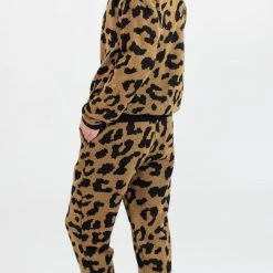 SHOKO Sweater Leo. Sweaters & Hoodies