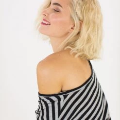 SHOKO Sweater Melina In Grey And Black Stripes.