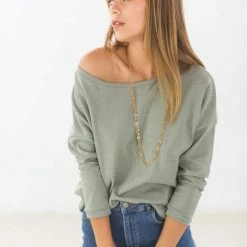 SHOKO Sweater Melina Olive Green. Sweaters & Hoodies