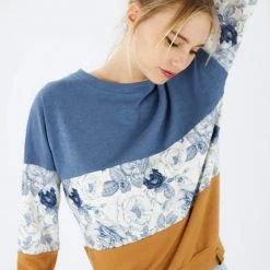SHOKO Sweater Mia Blue Shrub Rose Sweaters & Hoodies 9 SHOKO Sweater Mia Blue Shrub Rose Sweaters & Hoodies