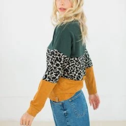 SHOKO Sweater Mia Leo Green&Ocre.