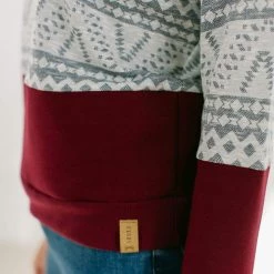 SHOKO Sweater Mia North In Dark Blue Grey, Geo & Red