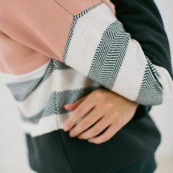 SHOKO Sweater Mia Pink Illusion Sweaters & Hoodies