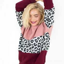 SHOKO Sweater Mia Rose Leo Burgundy Sweaters & Hoodies