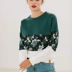 SHOKO Sweater Mia Winter Flowers
