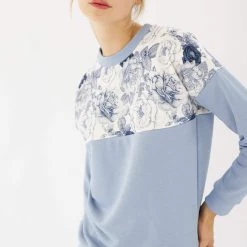 SHOKO Sweaters & Hoodies Sweater Phoria Blue Rose.