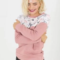 SHOKO Sweater Phoria Dusty Pink Floral. Sweaters & Hoodies 7 SHOKO Sweater Phoria Dusty Pink Floral. Sweaters & Hoodies