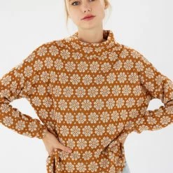 SHOKO Sweater Zoey Knit Orange Brown. Sweaters & Hoodies