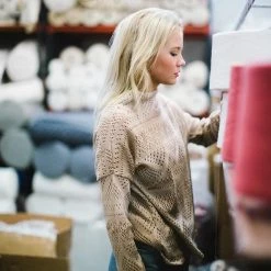 SHOKO Sweater Zoey Rose-Gold Sweaters & Hoodies