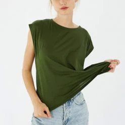 SHOKO Top Aria Dark Green. Tops & T-Shirts