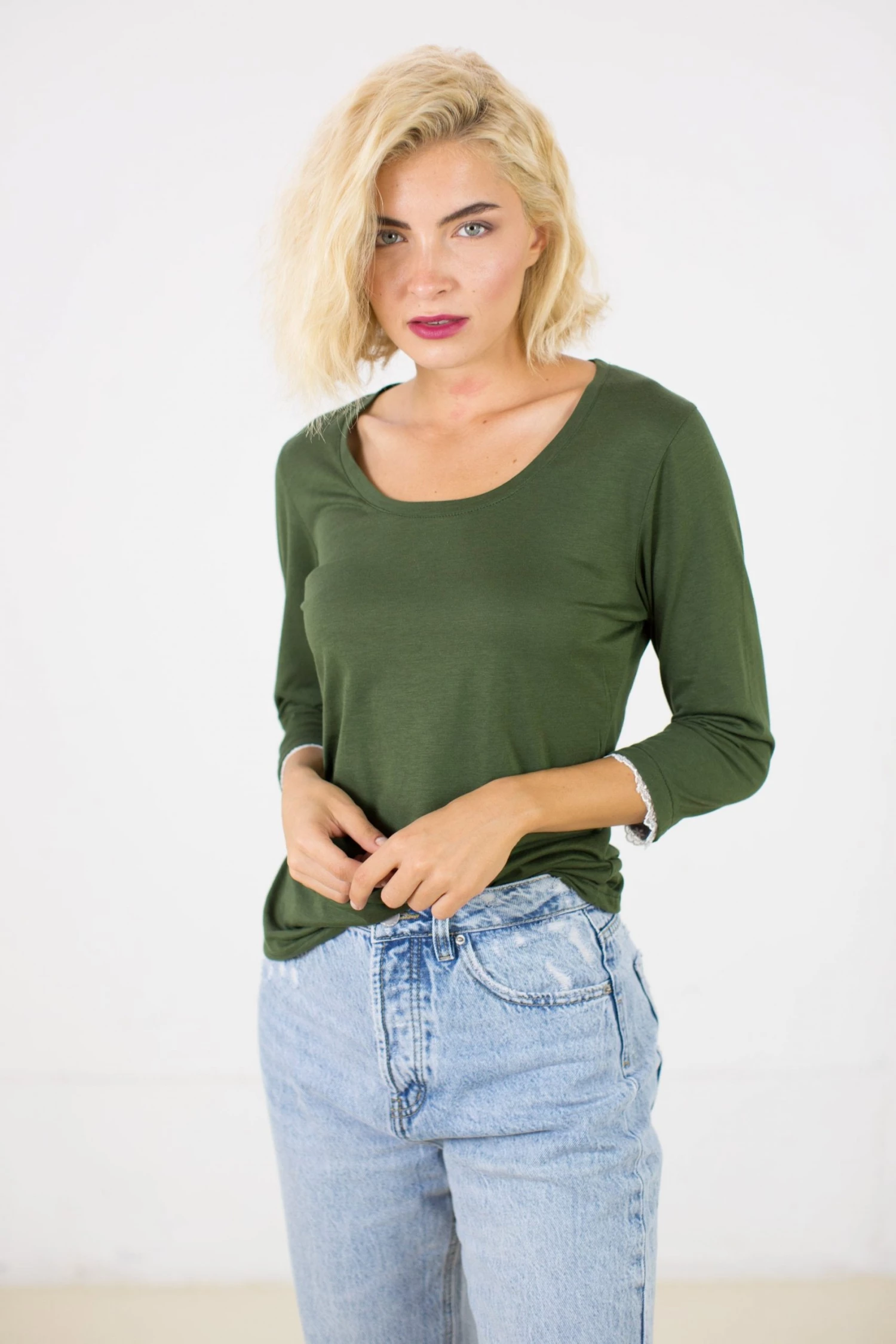 SHOKO Top Elektra Dark Green Lace. 1 SHOKO Top Elektra Dark Green Lace.