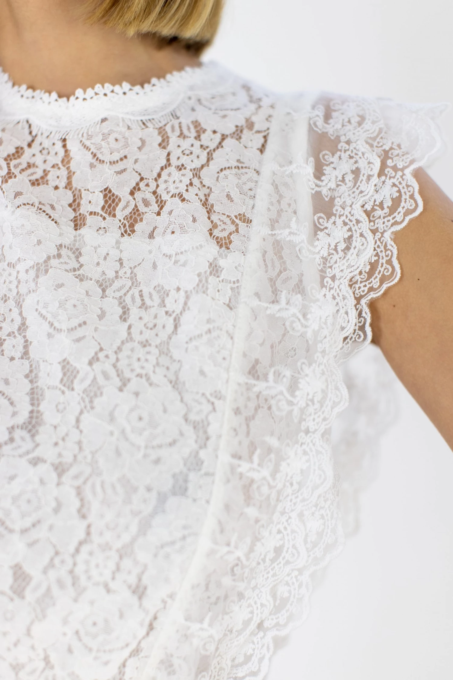 SHOKO Tops & T-Shirts Top Julia White Lace 3 SHOKO Tops & T-Shirts Top Julia White Lace