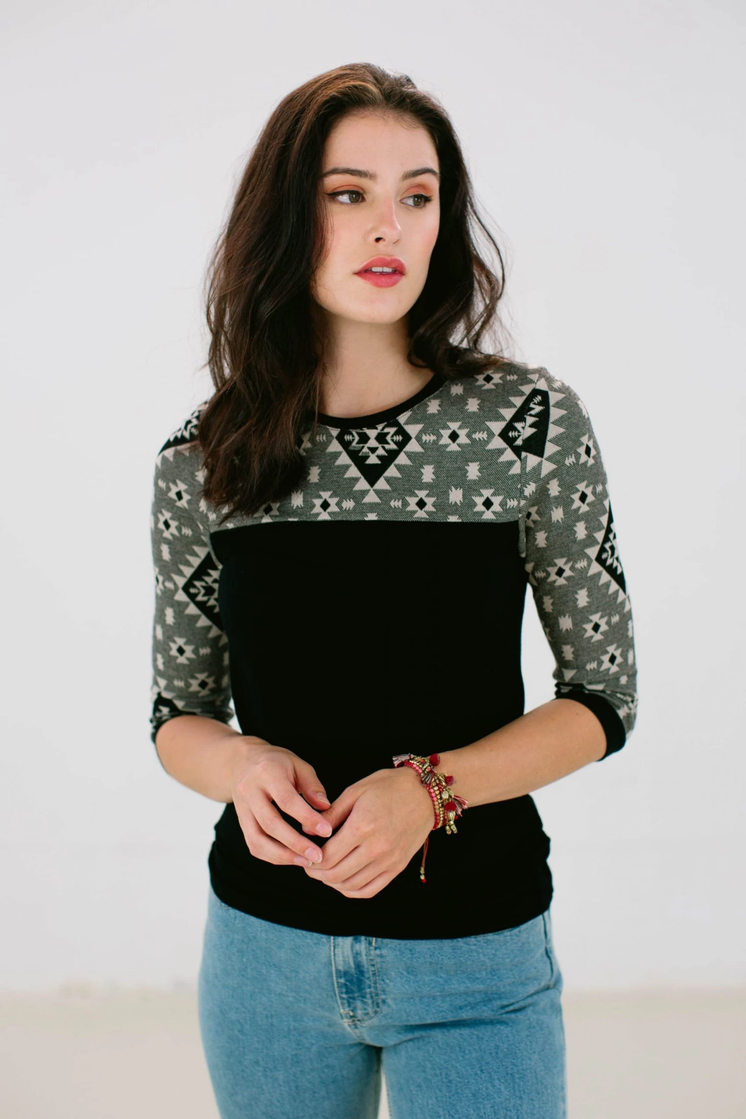 SHOKO Top Julka Black Aztec. 3 SHOKO Top Julka Black Aztec.