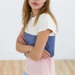 SHOKO Top Mia Navy & Cream.